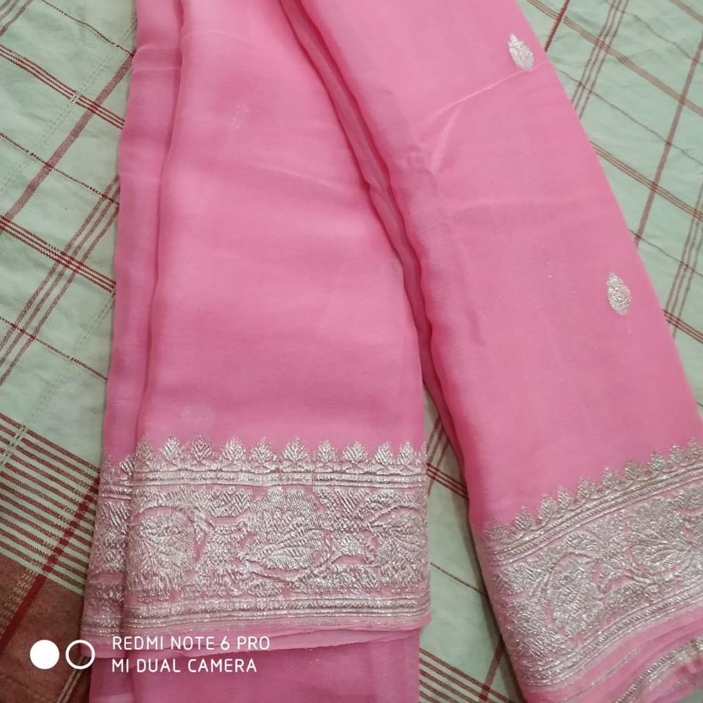 Pink bananasi Georgette saree with silver border